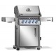 Napoleon Rogue® PRO-S 425 RSIB SIZZLE ZONE Parrilla™ de gas de 5 quemadores con 1 trasero